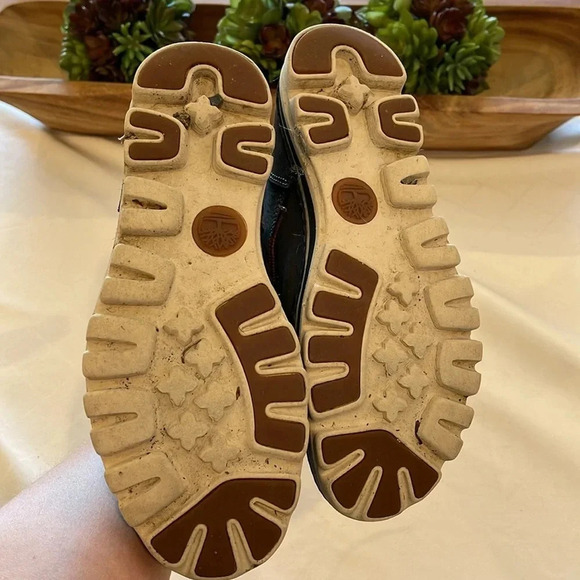 Women's Gray Leather Boots - Picture 6 of 6